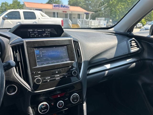 Used 2019 Subaru Forester Premium AWD/4WD image 12
