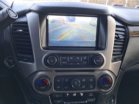 Used 2017 GMC Yukon Denali image 20