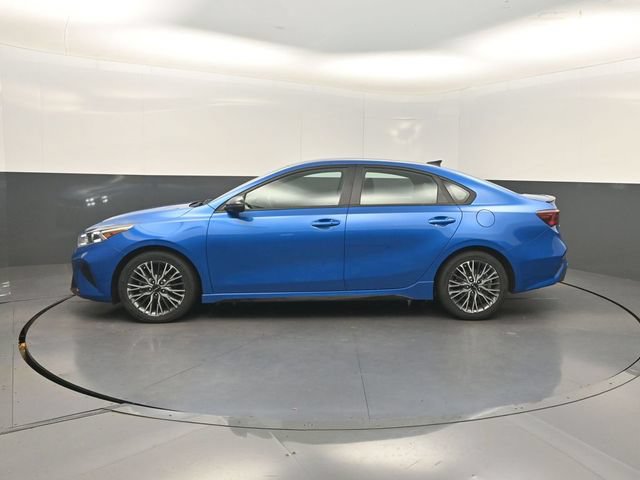 Used 2023 Kia Forte GT-Line w/ GT-Line Technology Package FWD image 2