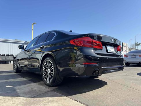 Used 2018 BMW 530i w/ Premium Package image 6