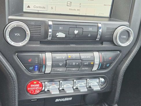 Used 2016 Ford Mustang GT Premium w/ Equipment Group 401A RWD image 29