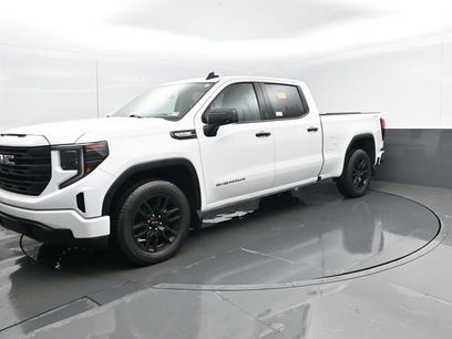 Used 2024 GMC Sierra 1500 Pro w/ Graphite Edition