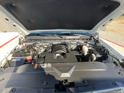 Used 2018 Chevrolet Silverado 1500 LT w/ All Star Edition RWD image 35