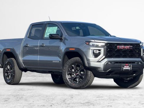 New 2025 GMC Canyon Elevation w/ Convenience Package image 2