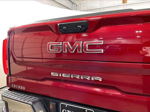 Used 2024 GMC Sierra 1500 SLT w/ SLT Premium Plus Package image 42