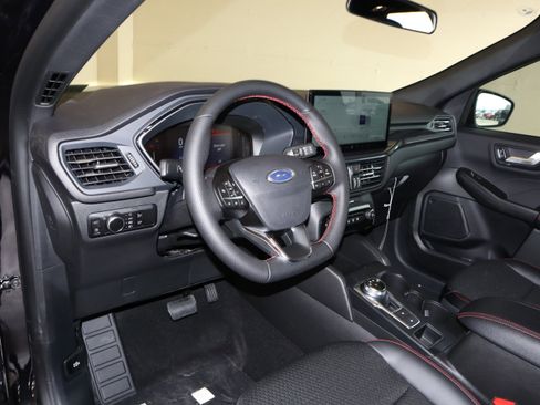 New 2025 Ford Escape ST-Line w/ Equipment Group 301A image 21