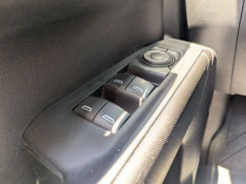 Used 2023 Chevrolet Silverado 1500 Custom RWD image 23