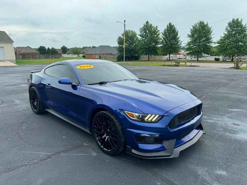 Used 2016 Ford Mustang Coupe RWD image 7