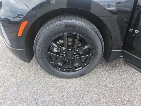 Certified 2024 Chevrolet Equinox LT FWD image 29