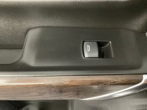 Used 2020 GMC Sierra 3500 Denali AWD/4WD image 7