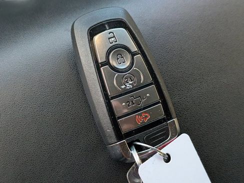 Used 2020 Ford F150 Platinum w/ Equipment Group 701A Luxury image 30