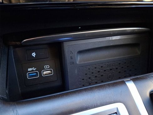 Used 2021 Genesis GV80 2.5T w/ Advanced Package 02 image 27