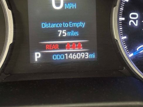 Used 2021 Toyota RAV4 XLE Premium AWD/4WD image 34