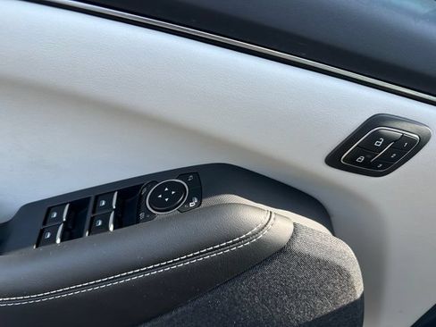 Used 2023 Ford Mustang Mach-E Premium AWD/4WD image 24