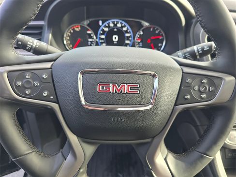 Used 2023 GMC Acadia AT4 image 23