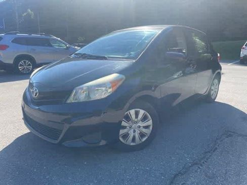 Used 2013 Toyota Yaris L FWD image 1