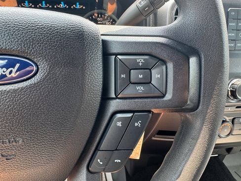 Used 2017 Ford F150 XLT AWD/4WD image 12