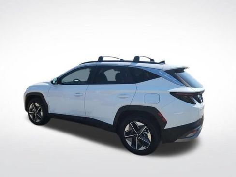 Certified 2025 Hyundai Tucson SEL AWD/4WD image 6