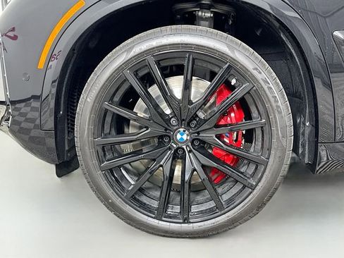 New 2026 BMW X5 M60i w/ Climate Comfort Package image 32
