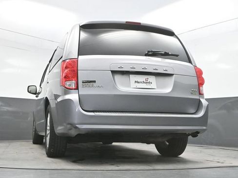 Used 2018 Dodge Grand Caravan SXT FWD image 38