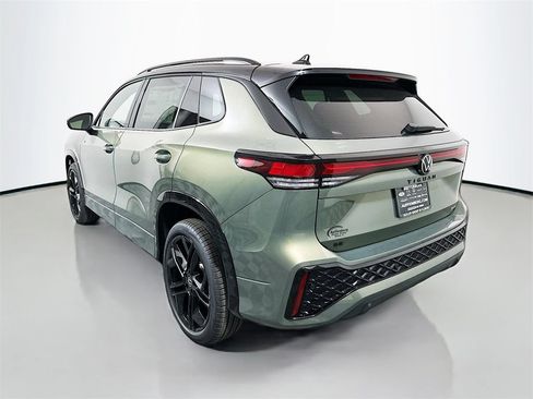 New 2026 Volkswagen Tiguan SE R-Line AWD/4WD image 5