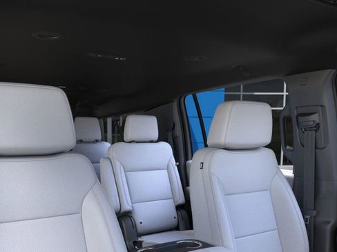 New 2026 Chevrolet Suburban Premier image 24