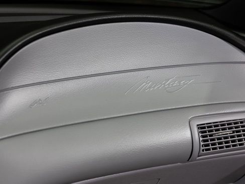 Used 1995 Ford Mustang GT RWD image 33