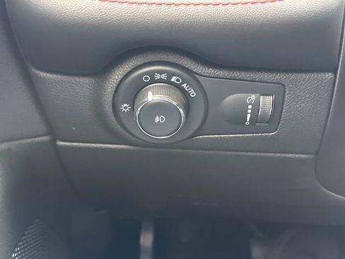 Used 2023 Dodge Durango GT AWD/4WD image 36