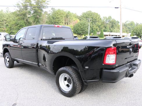 Used 2024 RAM 3500 Tradesman AWD/4WD image 3