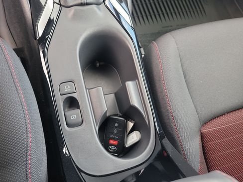 Used 2025 Toyota Corolla SE FWD image 25