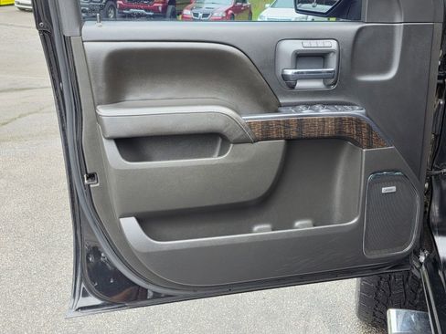 Used 2015 GMC Sierra 1500 Denali AWD/4WD image 25