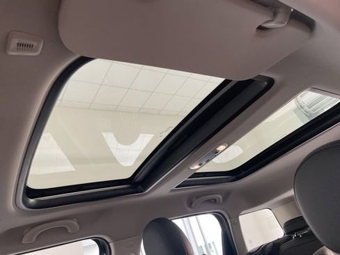 Used 2024 MINI Cooper Countryman S w/ Premium Package image 12