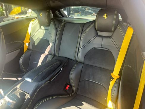 Used 2018 Ferrari GTC4Lusso AWD/4WD image 13