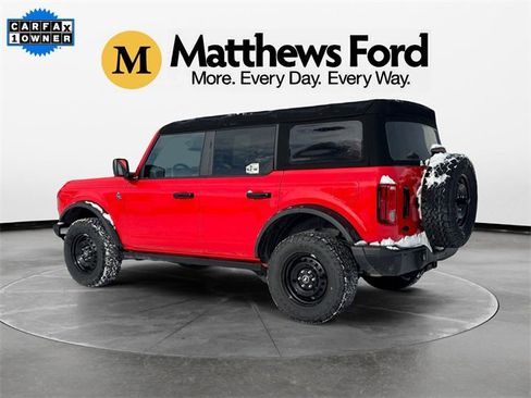 Used 2023 Ford Bronco Black Diamond image 3