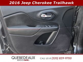 Used 2016 Jeep Cherokee Trailhawk w/ Trailer Tow Group AWD/4WD video 1