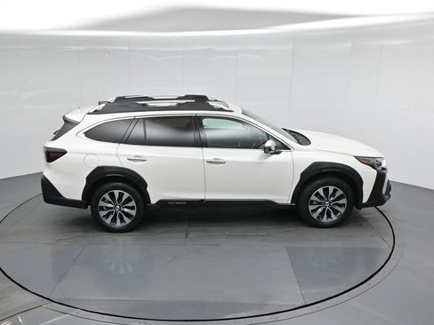Used 2024 Subaru Outback Touring XT image 40