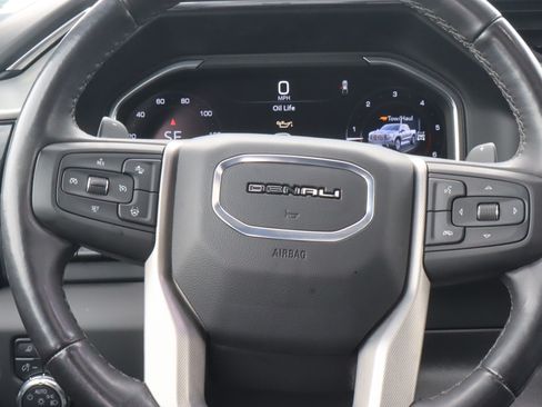 Used 2025 GMC Sierra 1500 Denali AWD/4WD image 14