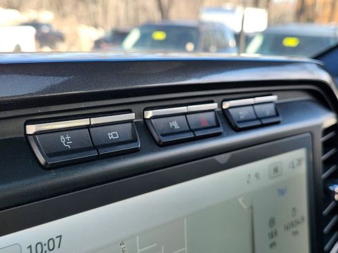 Used 2022 Ford F150 Lariat w/ Equipment Group 502A High image 27