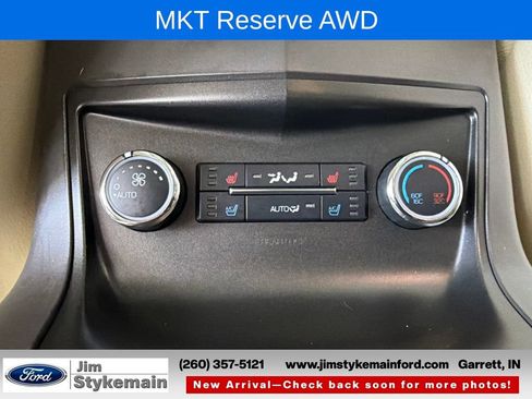Used 2018 Lincoln MKT AWD w/ Technology Package image 37