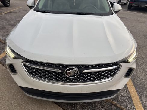 Used 2022 Buick Envision Avenir w/ Technology Package II image 2