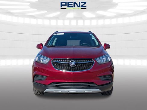 Used 2021 Buick Encore Preferred AWD/4WD image 2
