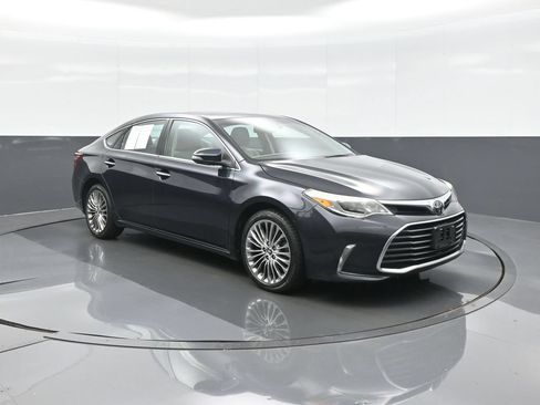 Certified 2016 Toyota Avalon Limited w/ Toyota Safety Sense Package FWD image 1