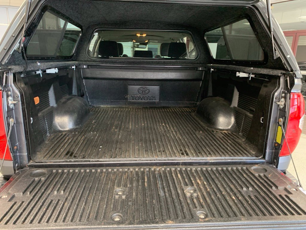 Used 2019 Toyota Tundra Platinum AWD/4WD image 12