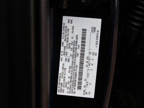 Used 2022 Ford F250 Lariat w/ Lariat Value Package AWD/4WD image 32
