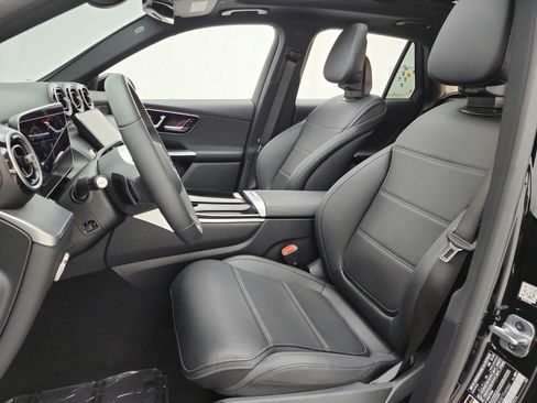 Certified 2026 Mercedes-Benz GLC 300 image 13