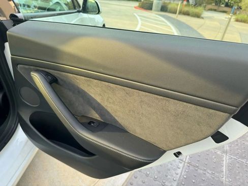 Used 2023 Tesla Model 3 Standard Range image 27