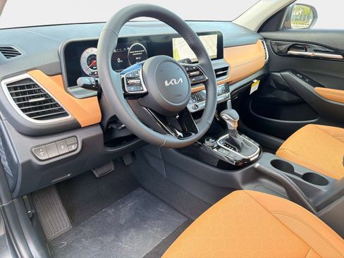 New 2026 Kia Seltos EX image 19