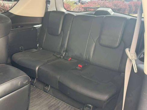 Used 2018 INFINITI QX80 4WD w/ Driver Assistance Package image 12