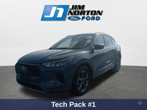 Used 2023 Ford Escape ST-Line w/ Tech Pack #1 FWD image 4
