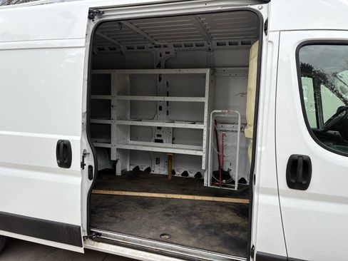Used 2019 RAM ProMaster 2500 w/ Interior Convenience Group image 2